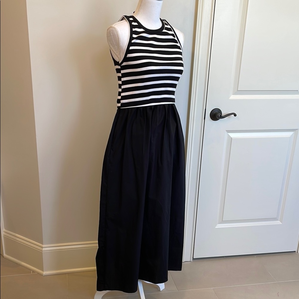 Sleeveless Black & White Striped Midi Dress